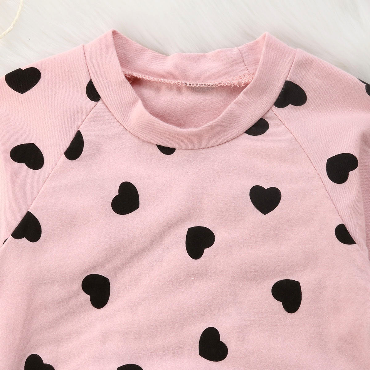 Infant Long Sleeve Heart Print Romper and Pants Set