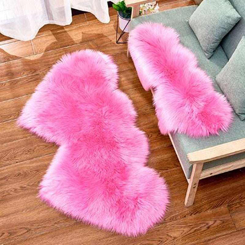 Custom Plush Heart-Shaped Stair Carpet for Decor