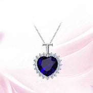 Ocean Star Heart-shaped Crystal Pendant Necklace