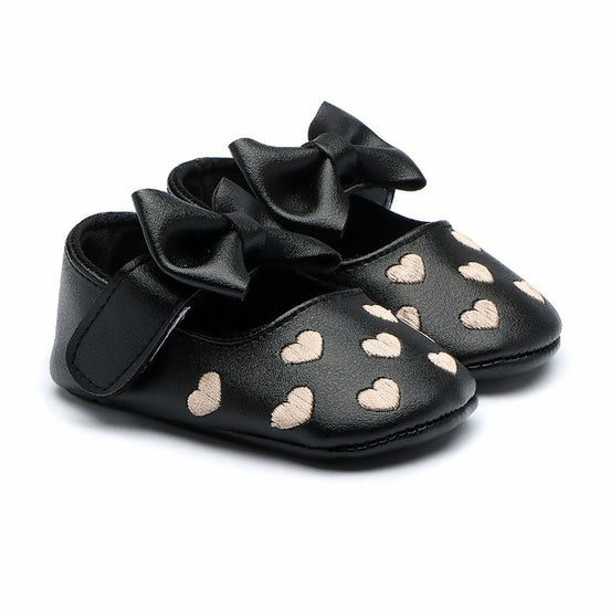 Newborn Soft Bottom Heart Shape Baby Girl Shoes