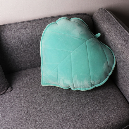 3D Heart Leaf Throw Cushion