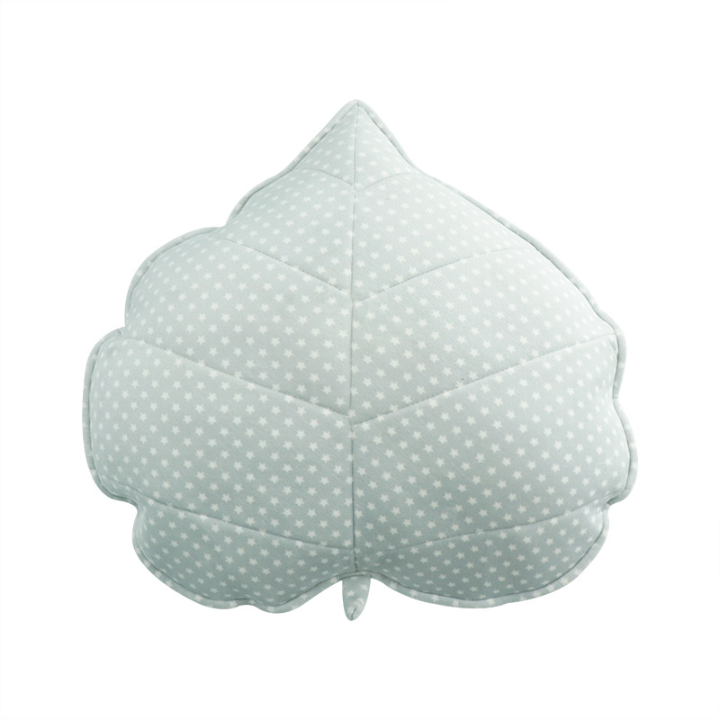 3D Heart Leaf Throw Cushion