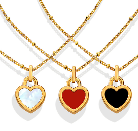 Exaggerated Love Peach Heart Chain Necklace