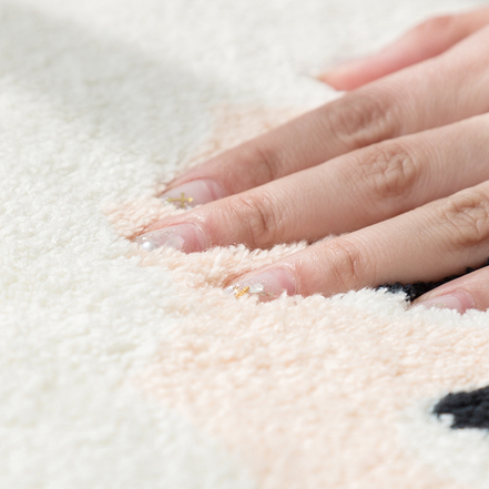 Cute Heart-Shaped Imitation Cashmere Floor Mat