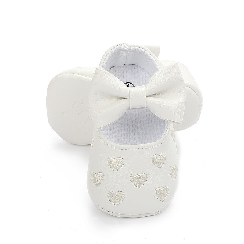 Newborn Soft Bottom Heart Shape Baby Girl Shoes