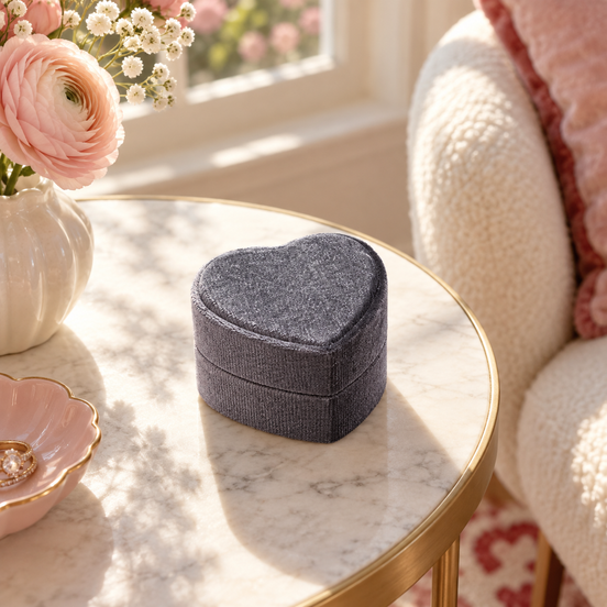 Red Heart Ring Stand with Velvet Jewelry Box (Single)
