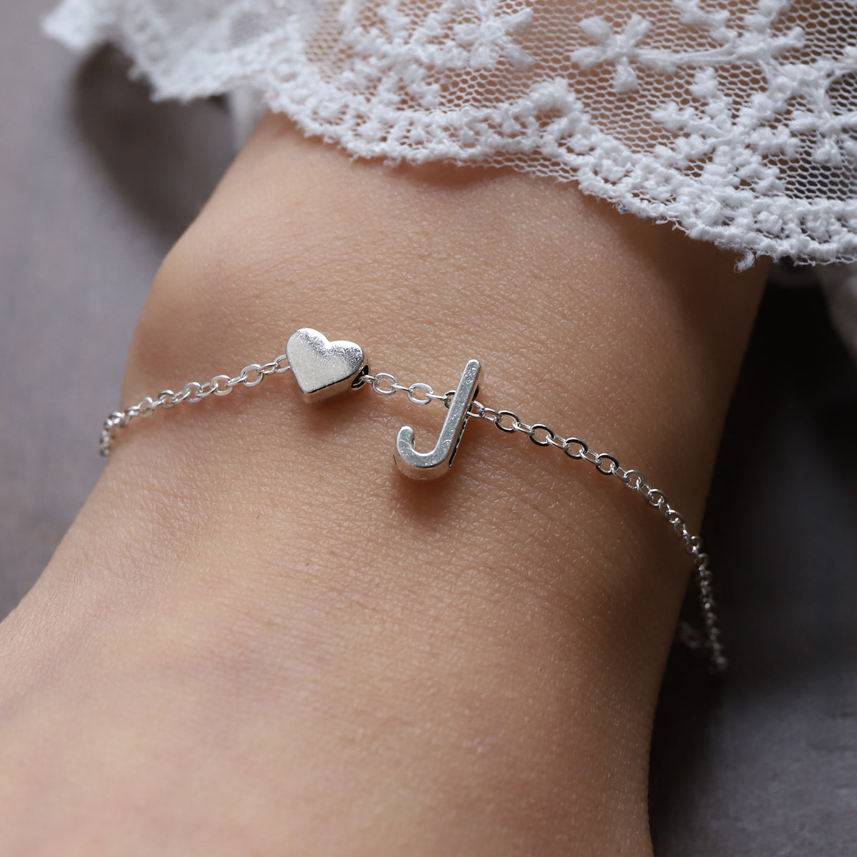 Fashionable Alloy Heart Letter Bracelet for Wholesale