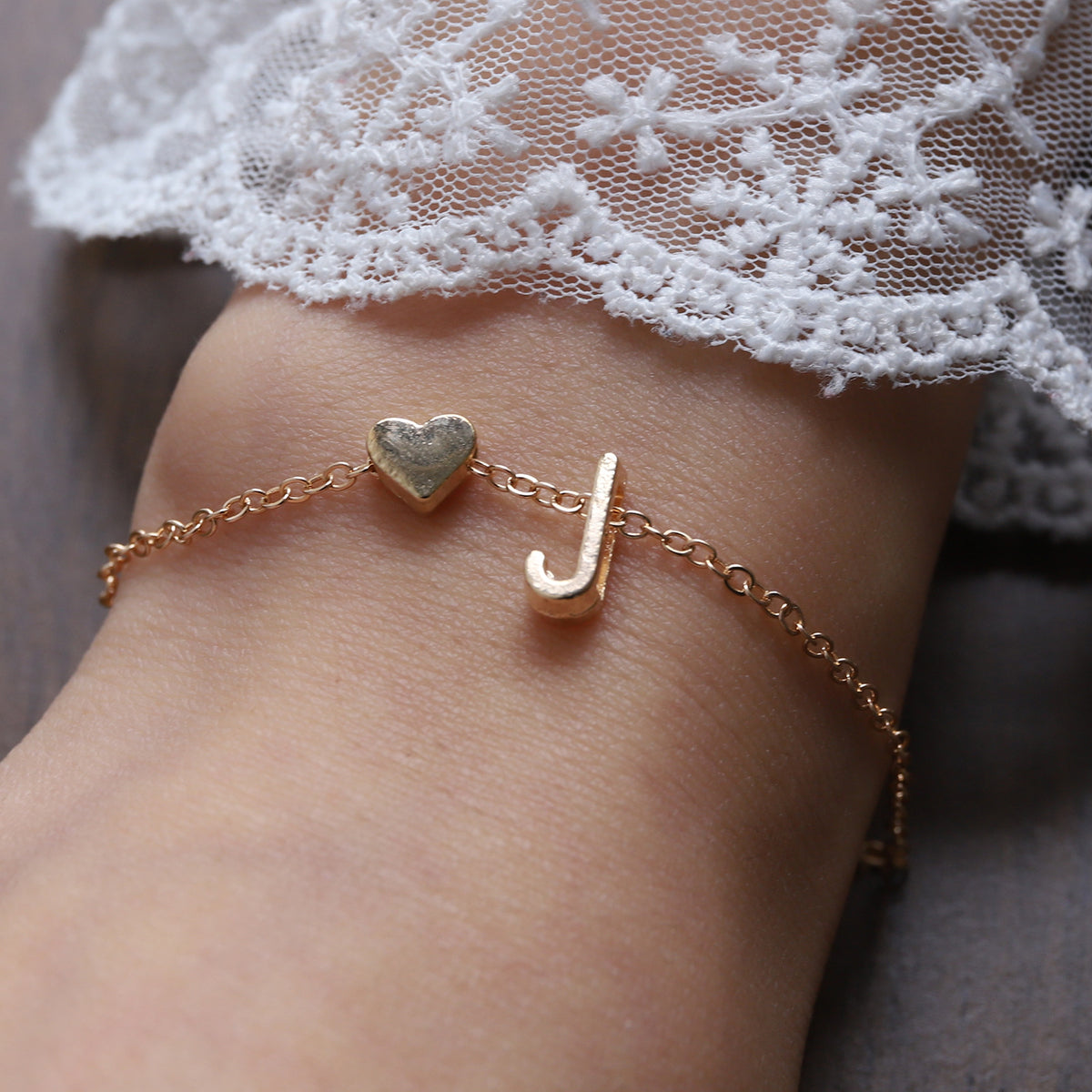 Fashionable Alloy Heart Letter Bracelet for Wholesale
