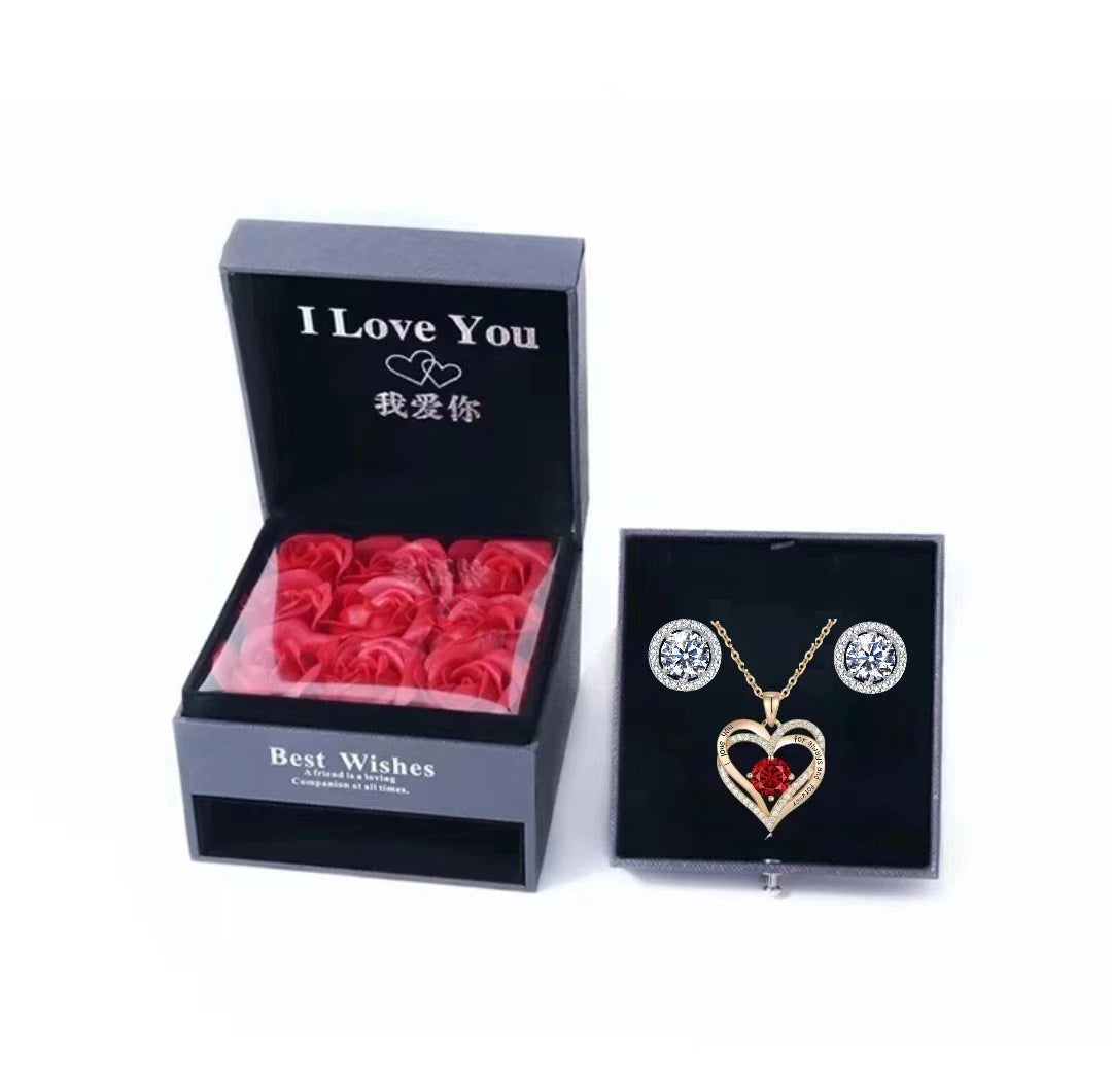Heart-shaped women's double love pendant chain for Valentine's Day and Mother's Day
