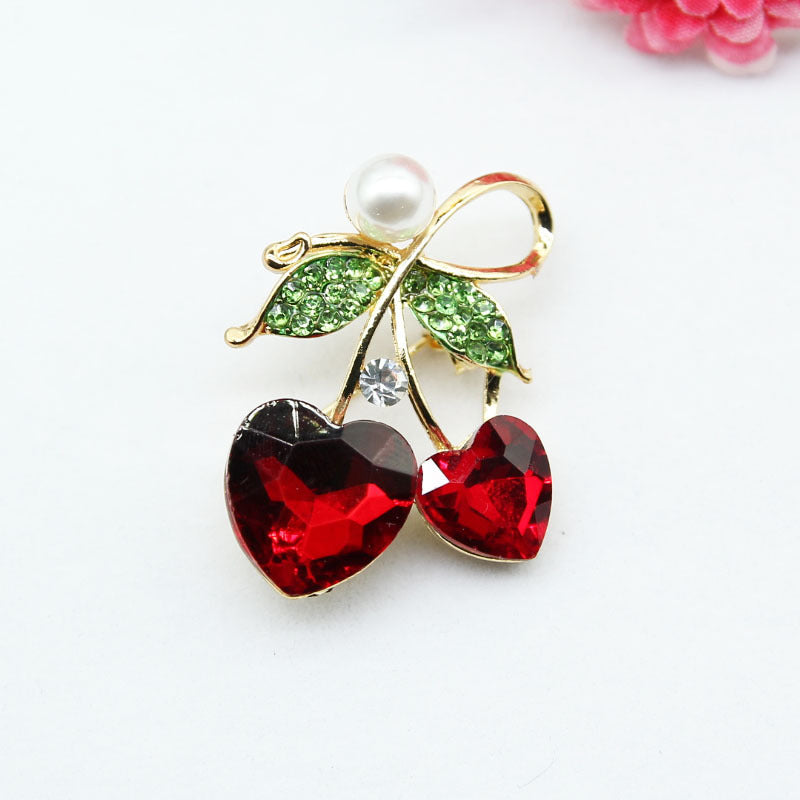 Red Glass Heart Brooch - Luxury Wedding Accessory