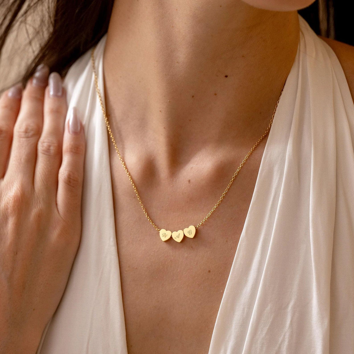 Heart-shaped letter necklace