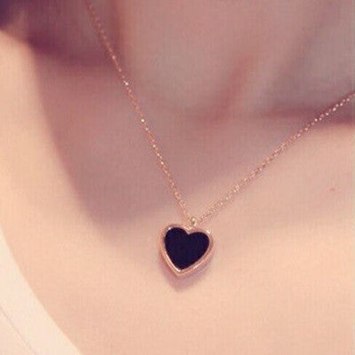 Heart Necklace - Collier for Clavicle