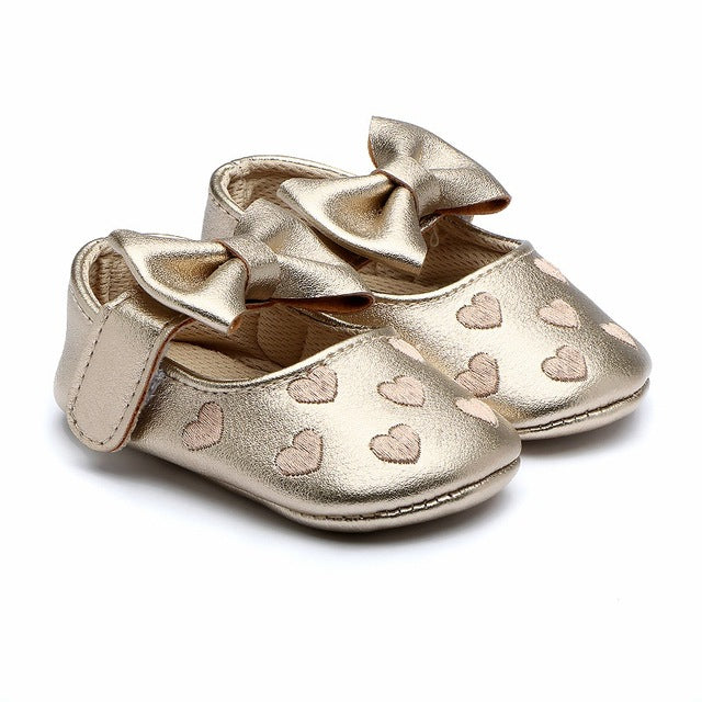 Newborn Soft Bottom Heart Shape Baby Girl Shoes