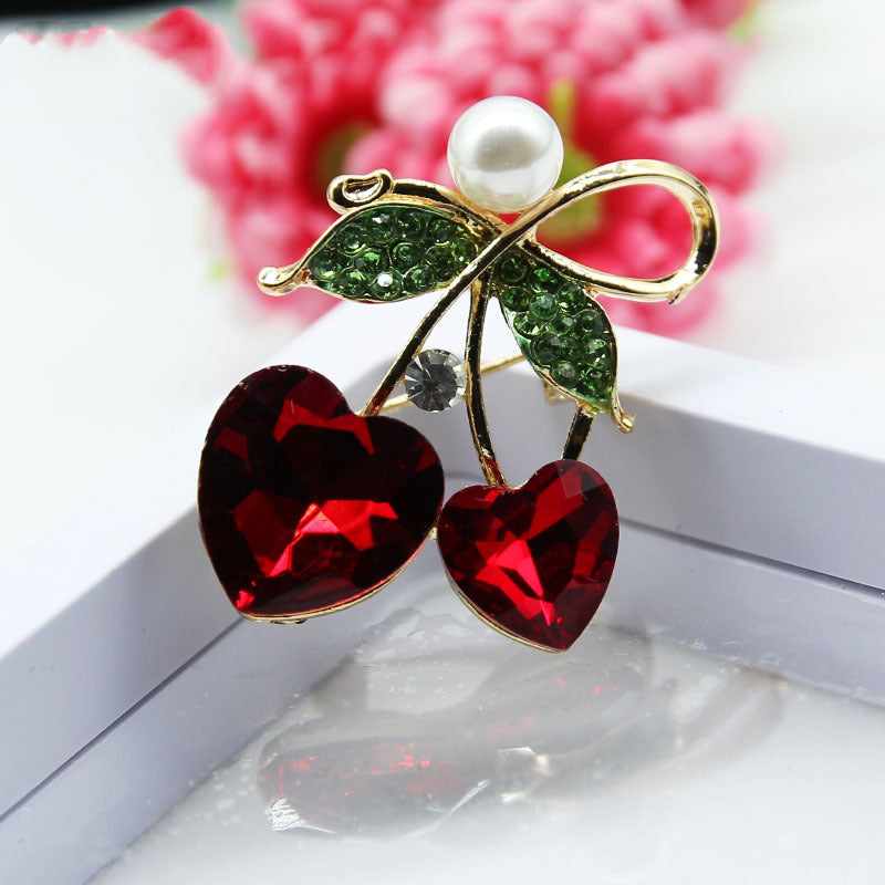 Red Glass Heart Brooch - Luxury Wedding Accessory