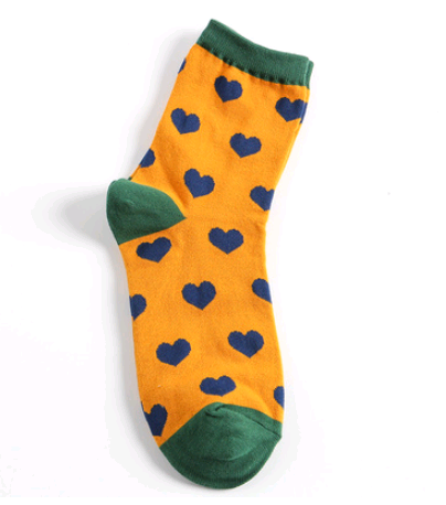 Heart-Shaped Cotton Mid-Calf Socks for Women