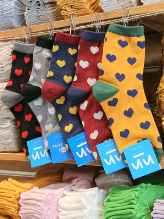 Heart-Shaped Cotton Mid-Calf Socks for Women