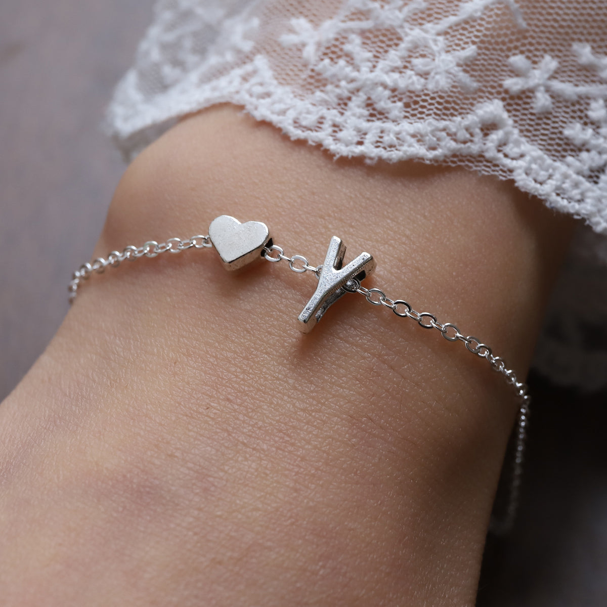 Fashionable Alloy Heart Letter Bracelet for Wholesale