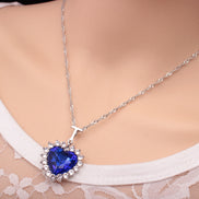 Ocean Star Heart-shaped Crystal Pendant Necklace