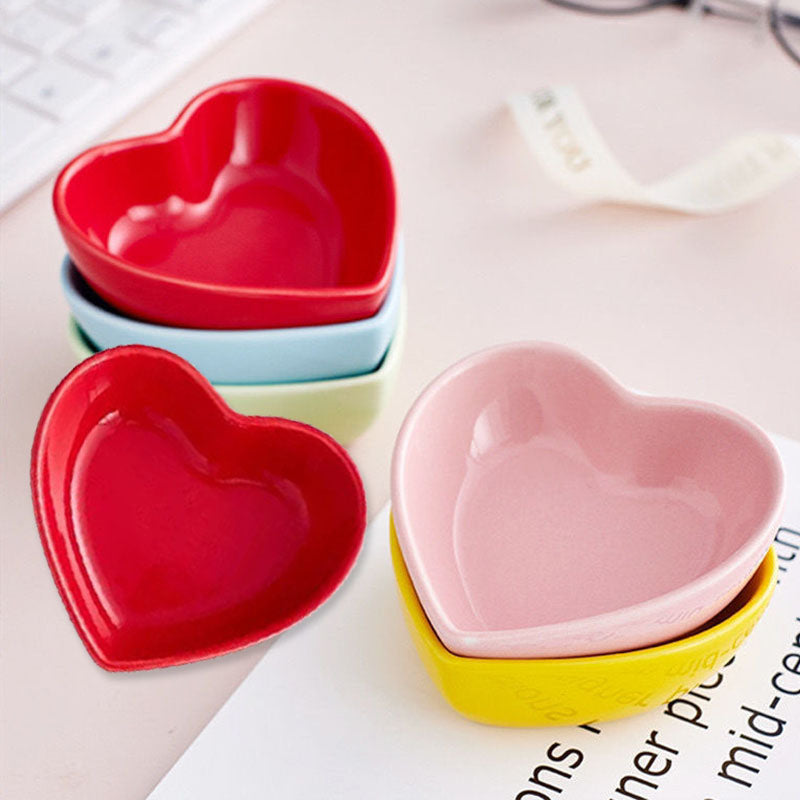 Colorful Heart-Shaped Ceramic Feeding Bowl for Pets