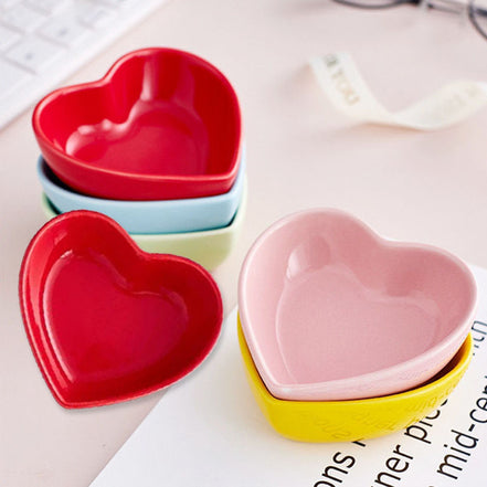 Colorful Heart-Shaped Ceramic Feeding Bowl for Pets
